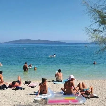 Spacious Close To The Sea In Split Area Kastela
