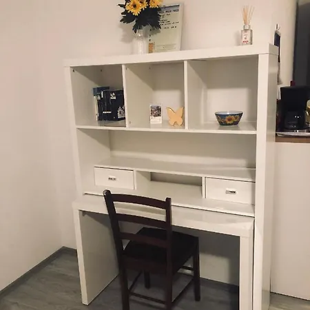 Apartamento Spacious Close To The Sea In Split Area Kaštela