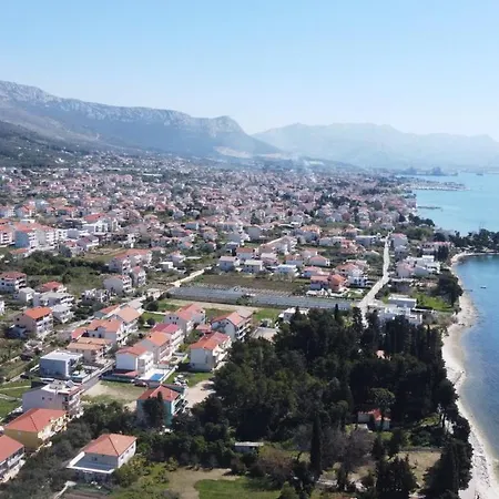 Spacious Close To The Sea In Split Area * Kastela